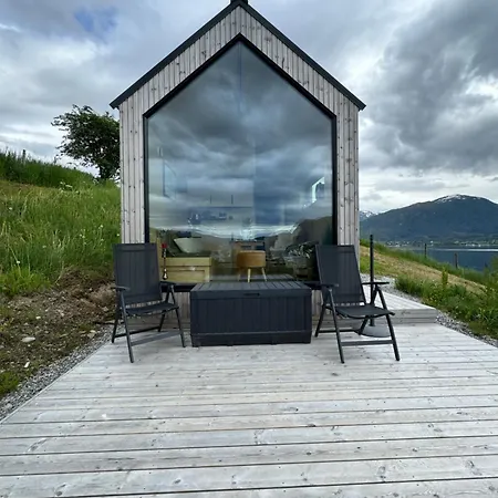 Charming Tiny House With Panorama View Κάμπινγκ