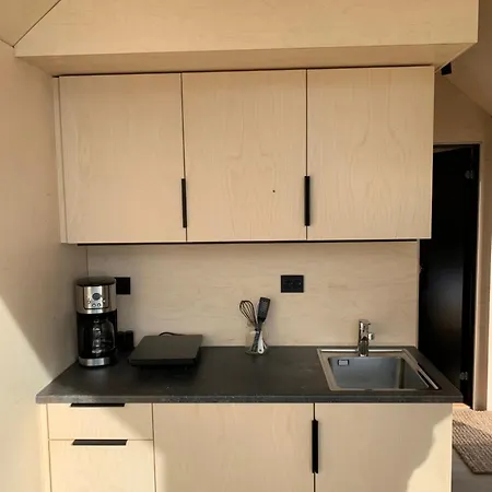 Charming Tiny House With Panorama View Campingplads Sandane