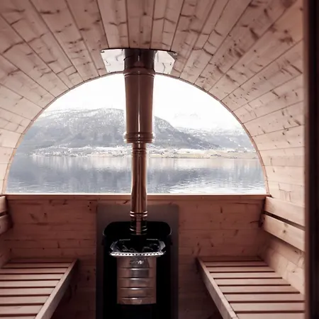 Charming Tiny House With Panorama View Camping